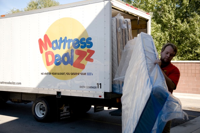 mattress-delivery3